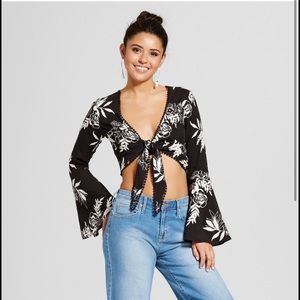 Xhilaration Black White Tie Front Crop Top